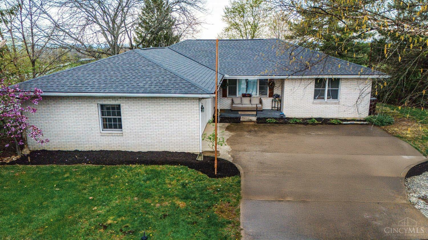 Property Photo:  1962 Old Oxford Road  OH 45013 