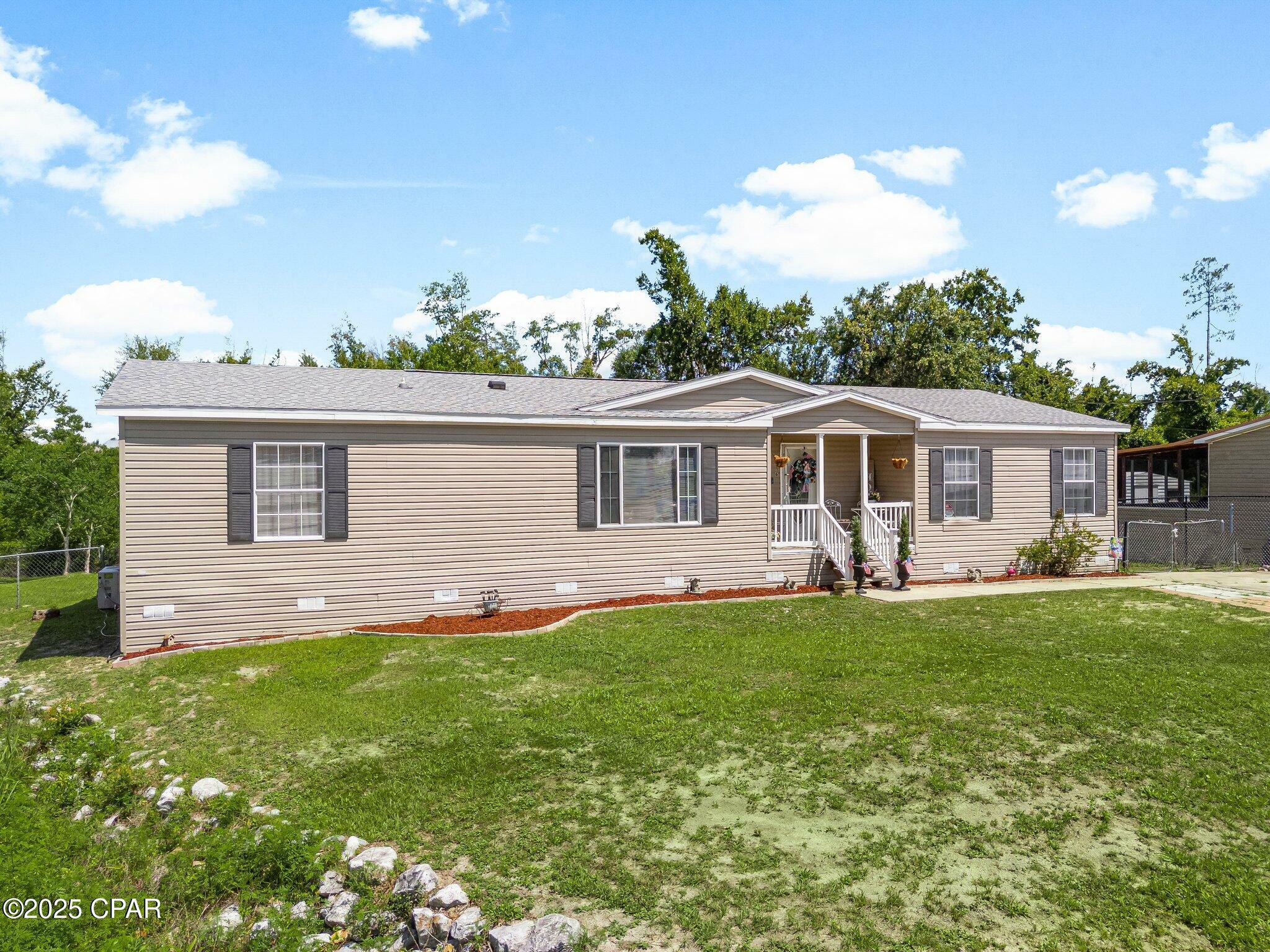 Property Photo: 3716 Haley Lane FL 32404