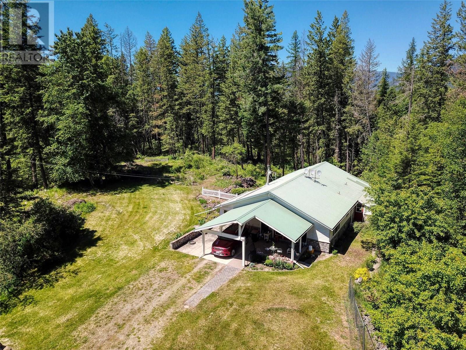 Property Photo: 3320 Jackson Road BC V0B 1C1