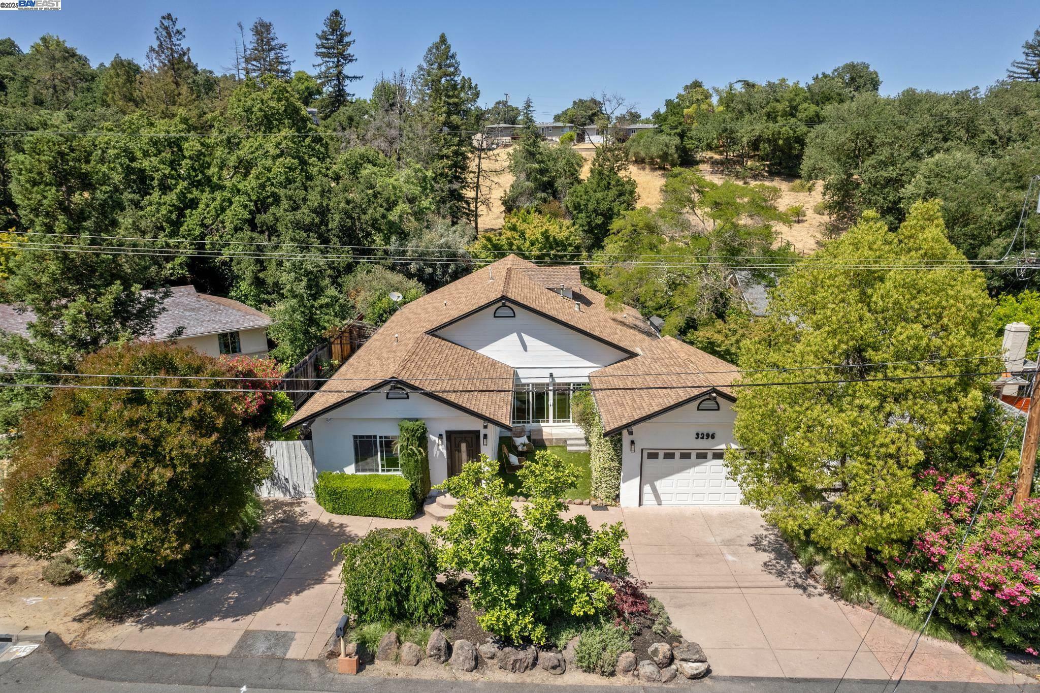 Property Photo:  3296 Walnut Ln  CA 94549 