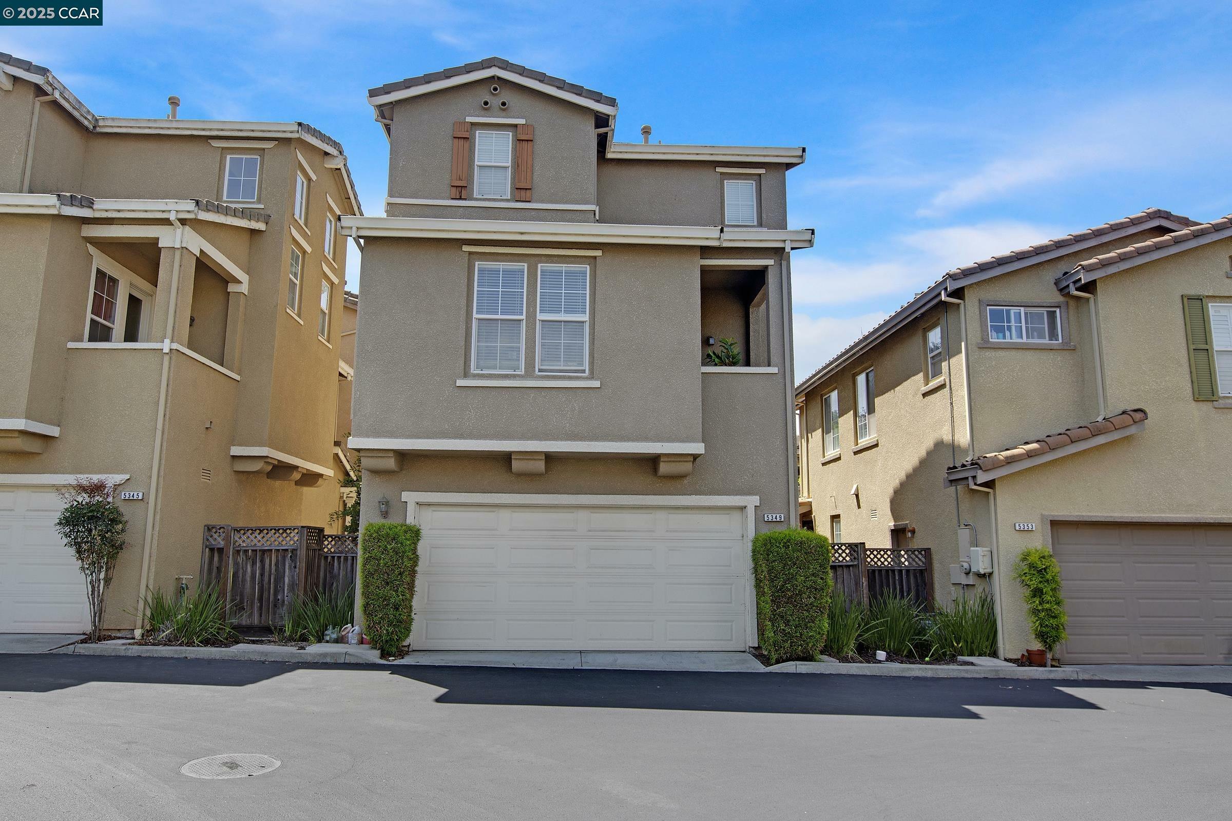 Property Photo: 5349 Eagle Ct CA 94806