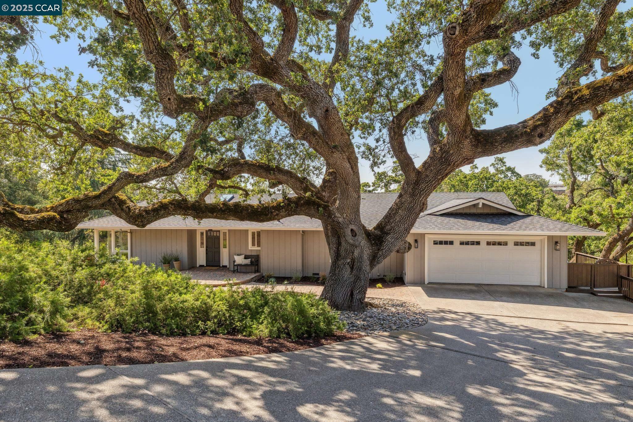Property Photo: 561 Morecroft Road CA 94549