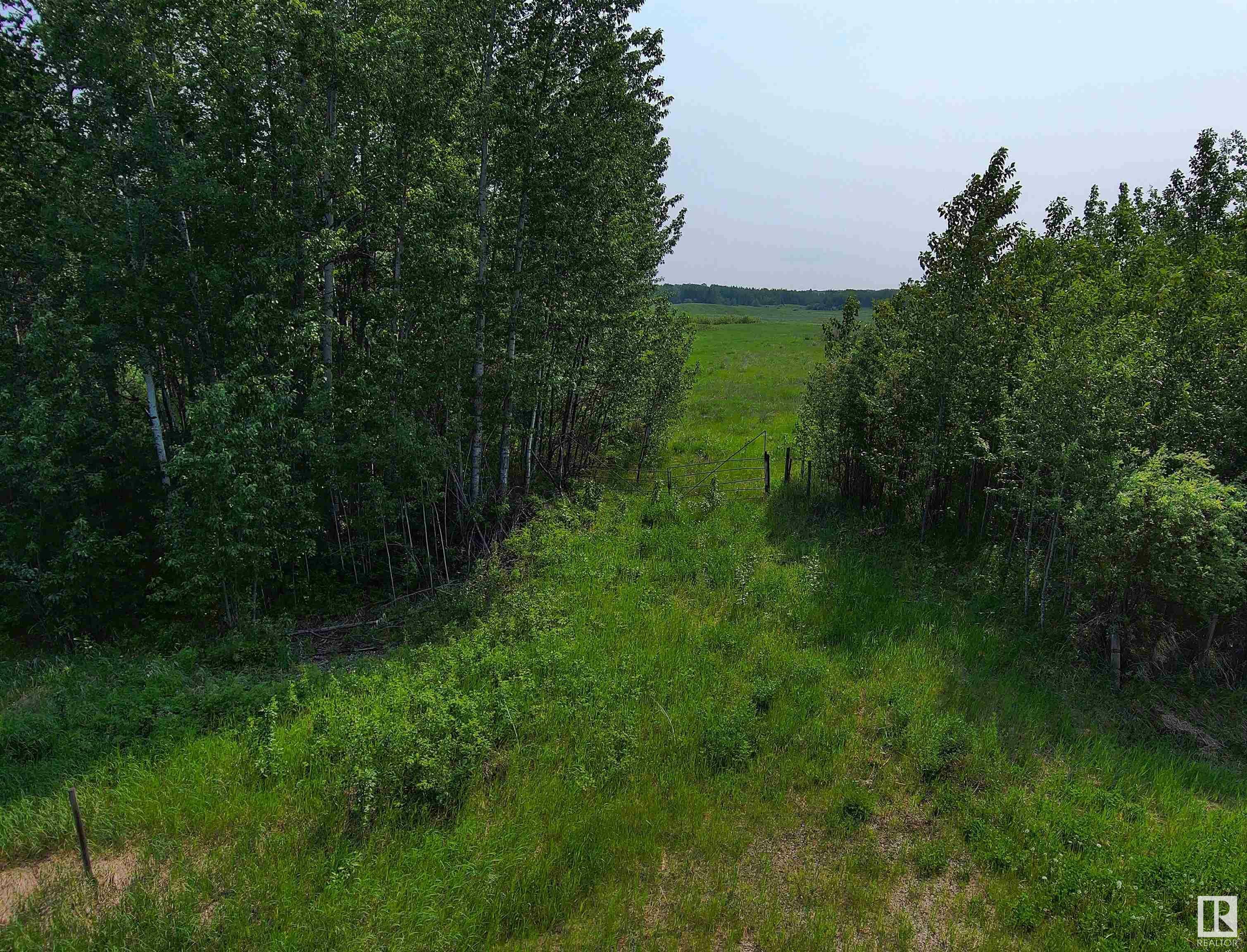 Property Photo: Twp Rd 541 Rge Rd 24 AB T0E 1V0