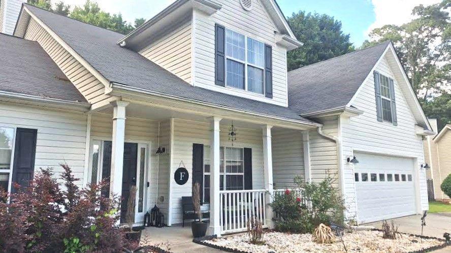 Property Photo:  1245 Cedar Oak Lane  GA 30043 