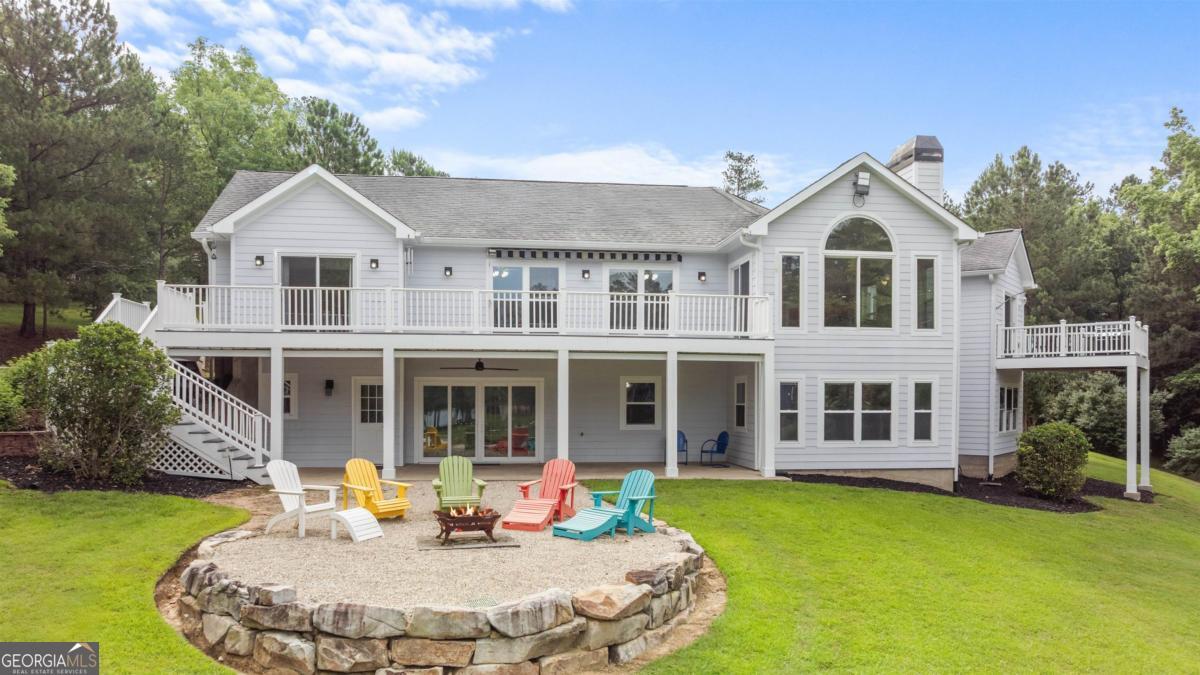 Property Photo:  1060 Old Rock Road  GA 30642 