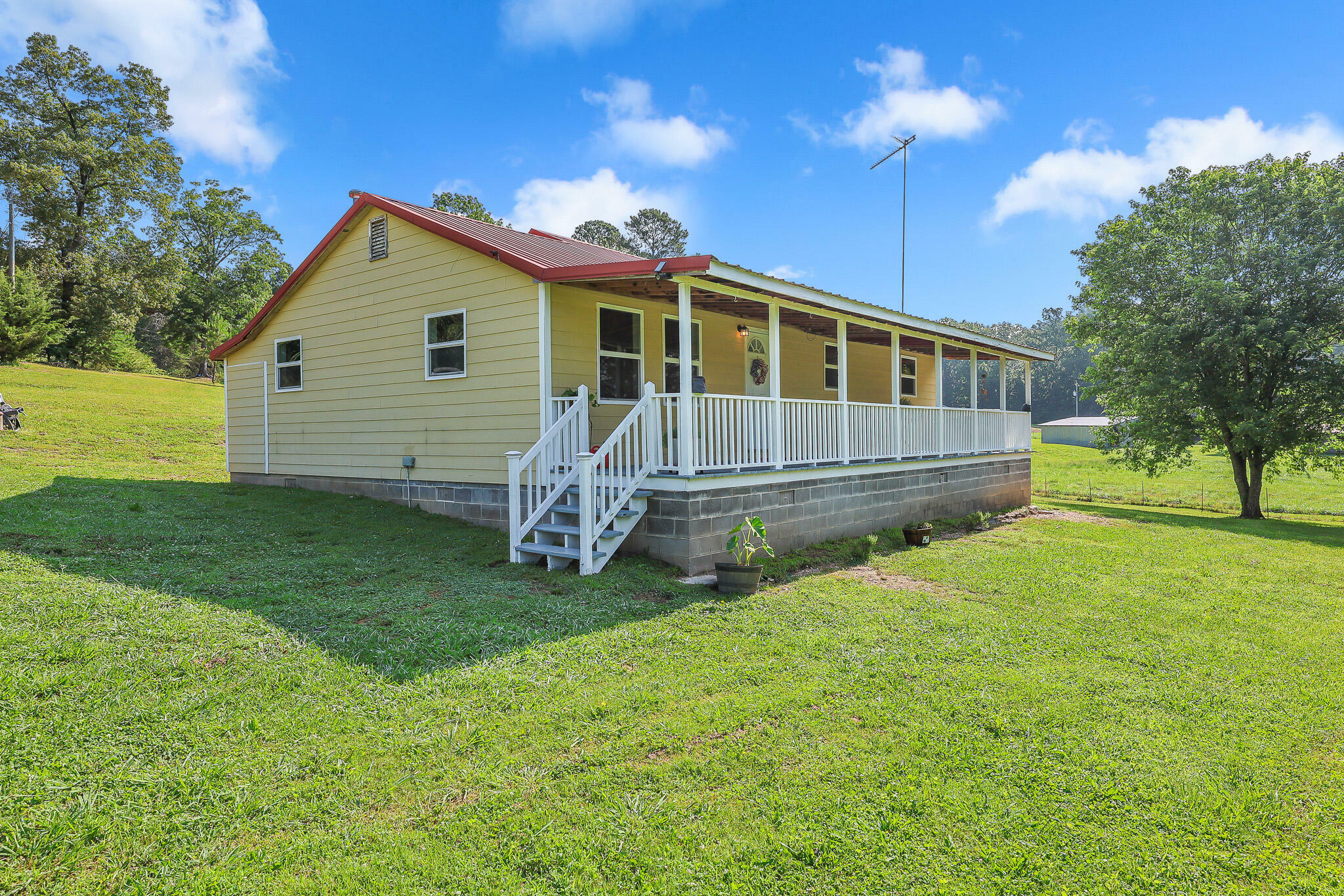 Property Photo:  341 Lee Ridge Road SE  TN 37323 