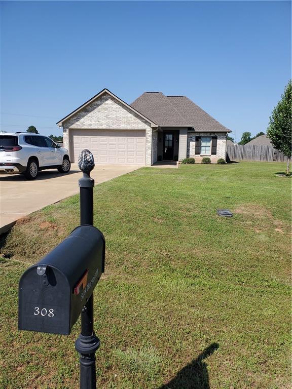 Property Photo: 308 Harvest Place LA 71457