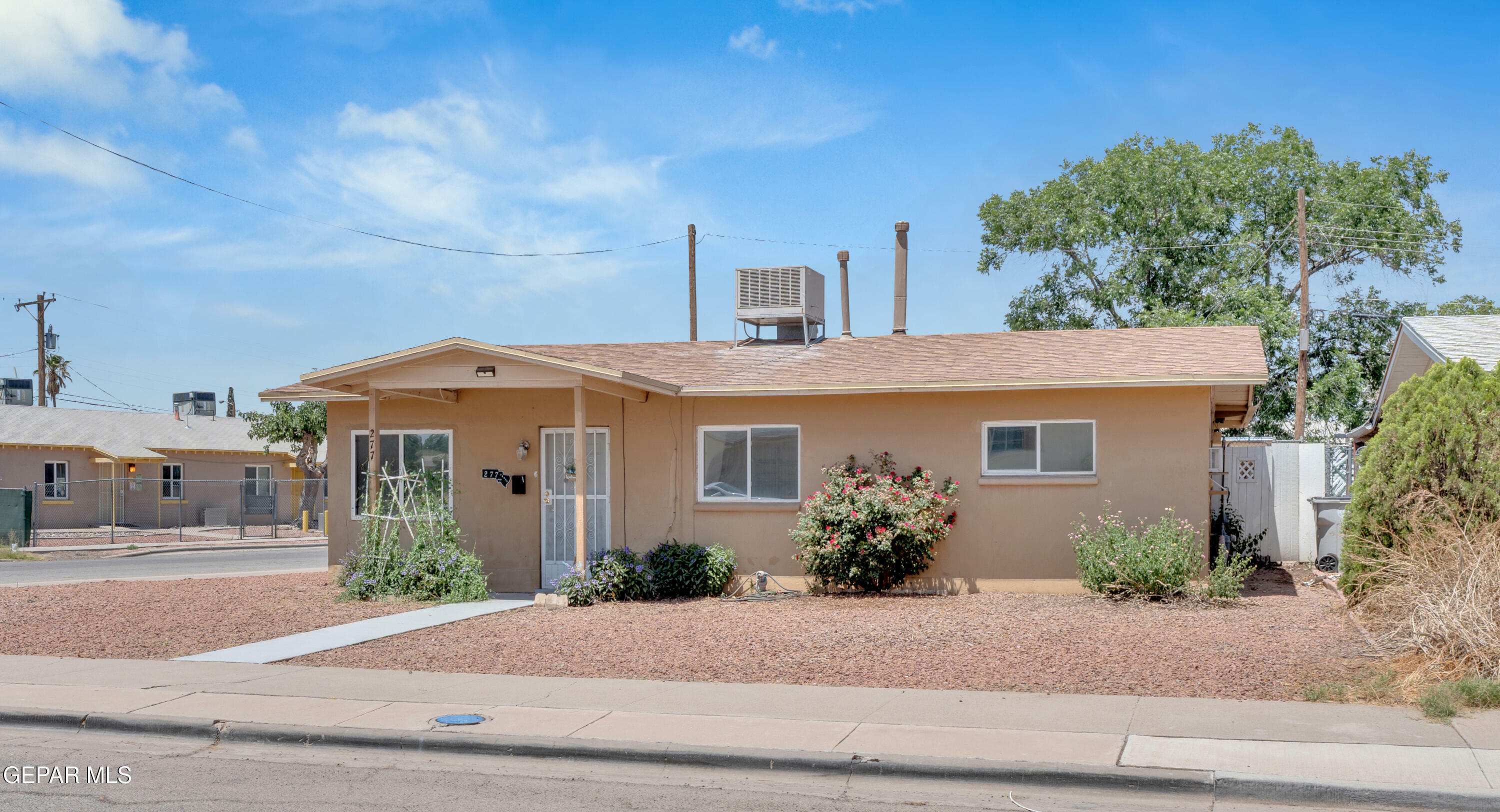 Property Photo: 277 Navasota Place TX 79905