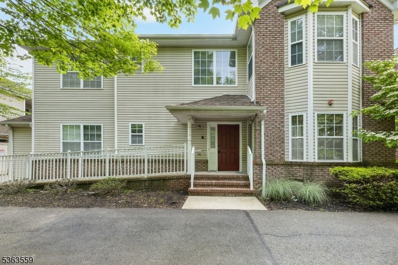 107 Forest Dr  Piscataway Twp. NJ 08854 photo