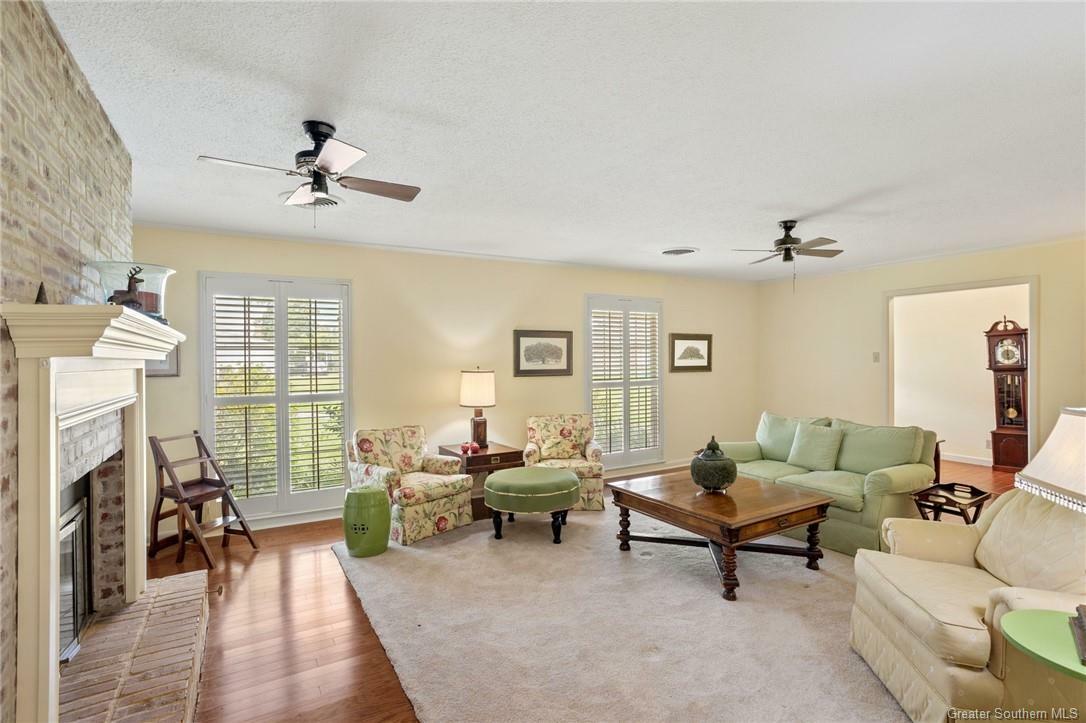 Property Photo: 919 Akron Street LA 70605