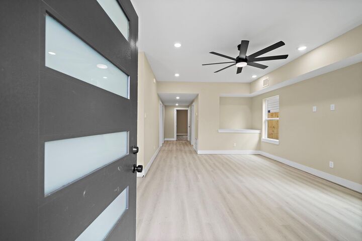 Property Photo:  3107 Grassmere Street A/B  TX 77051 
