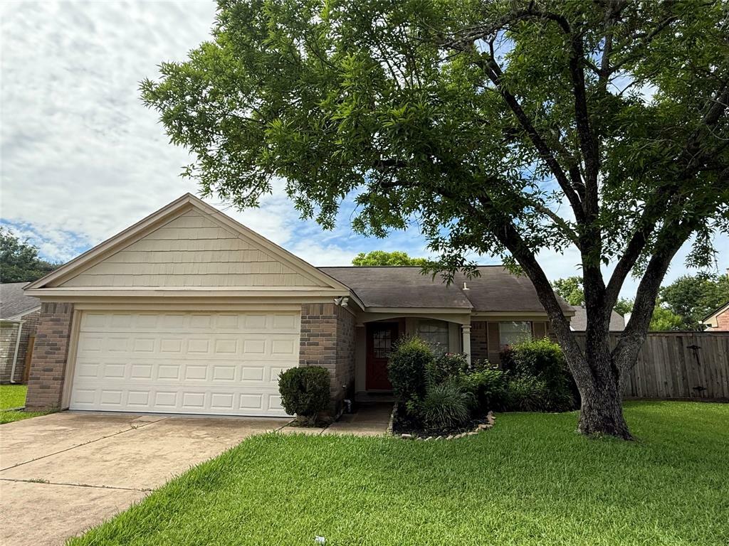 Property Photo: 4411 Treasure Trail TX 77479