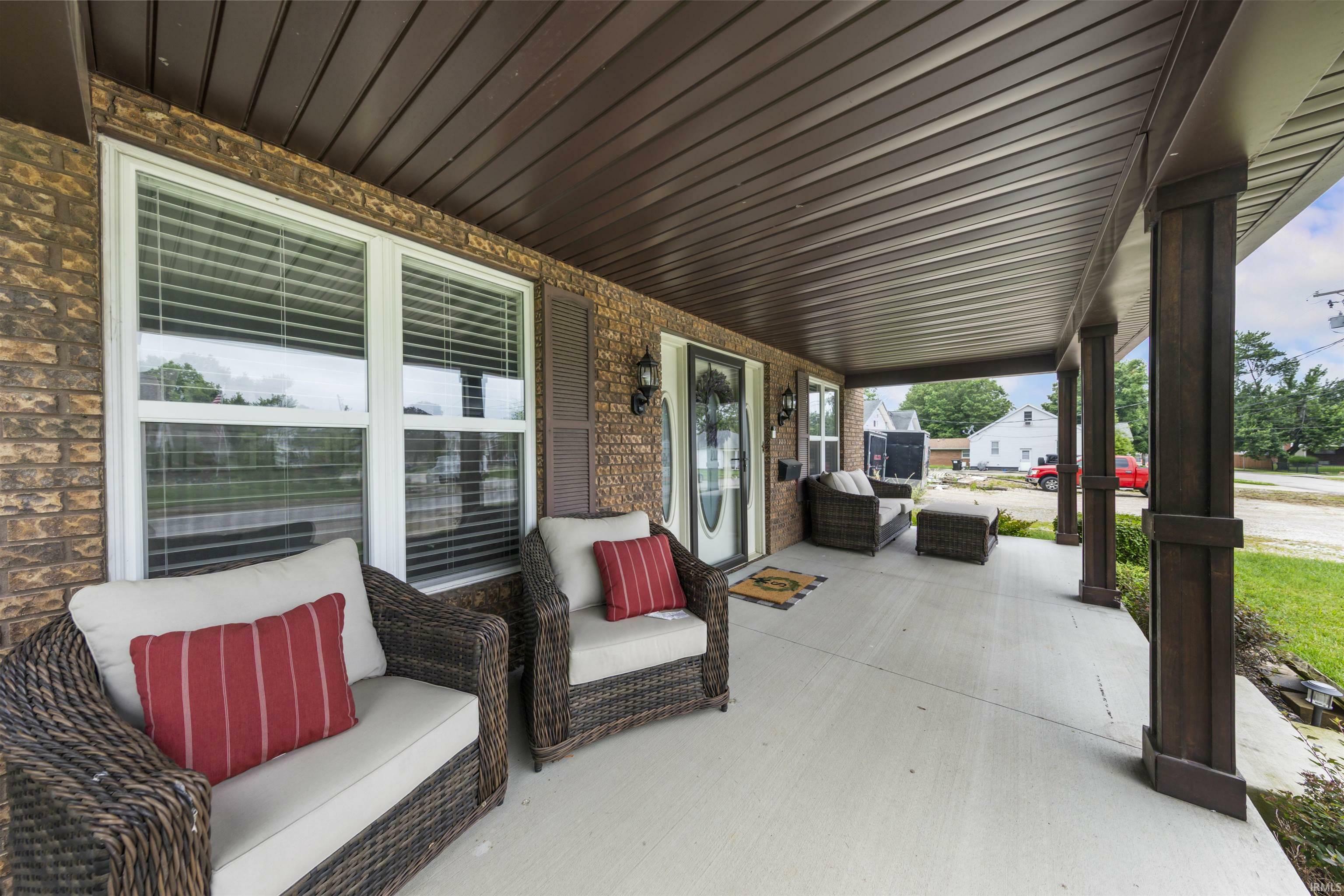 Property Photo: 409 E Strain Street IN 47648