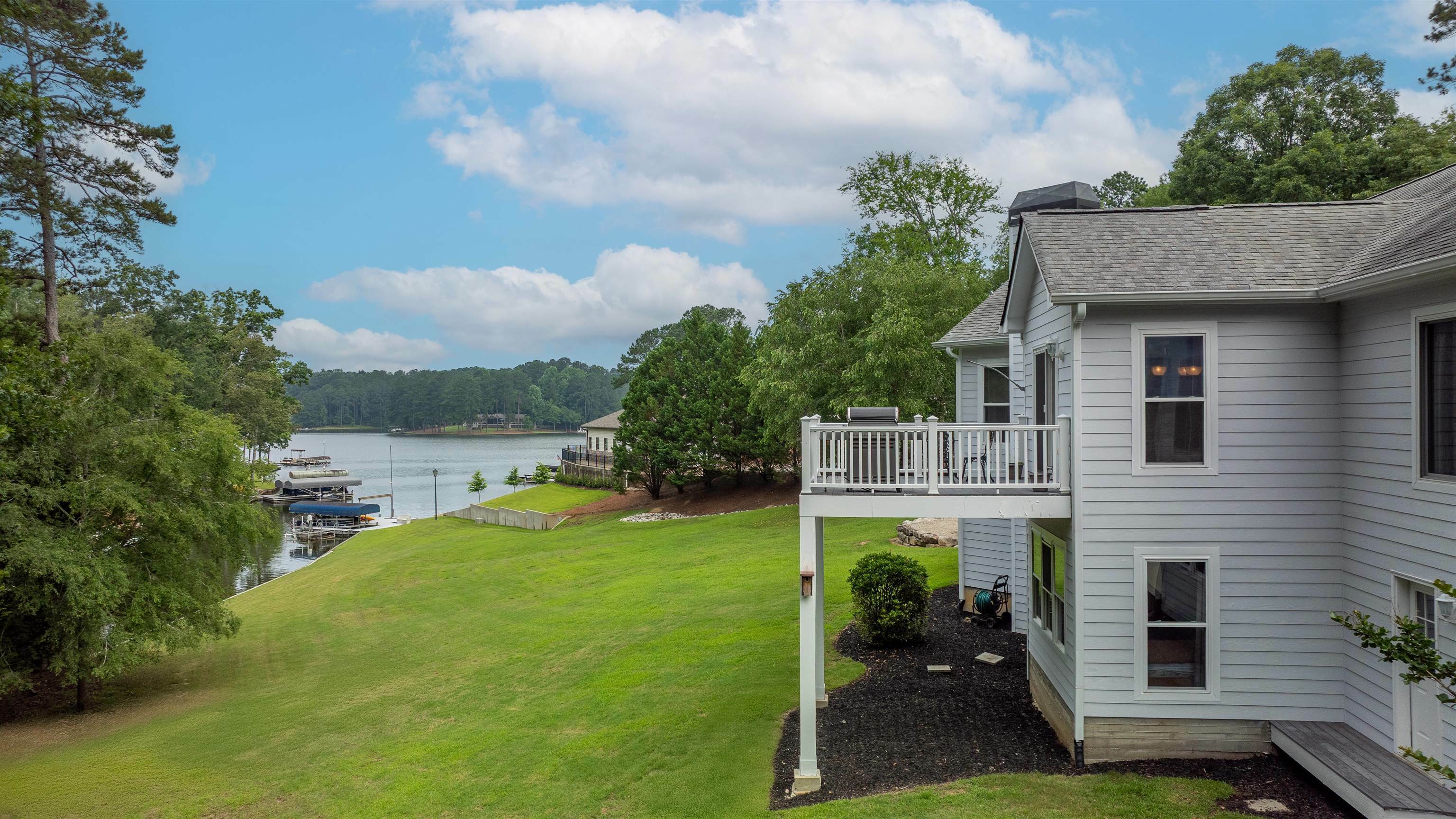 Property Photo: 1060 Old Rock Road GA 30642