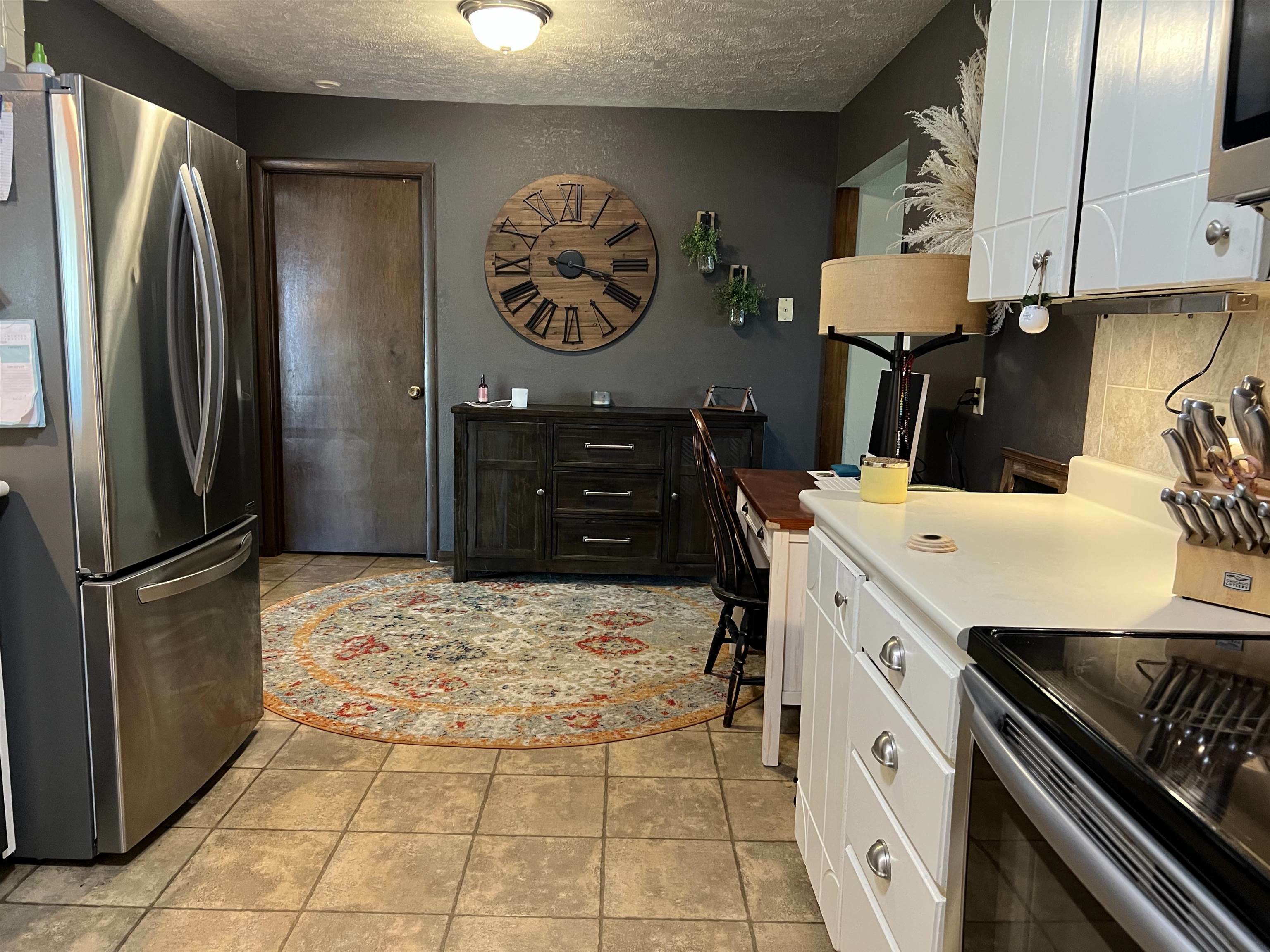 Property Photo:  3115 W E St  NE 69101 