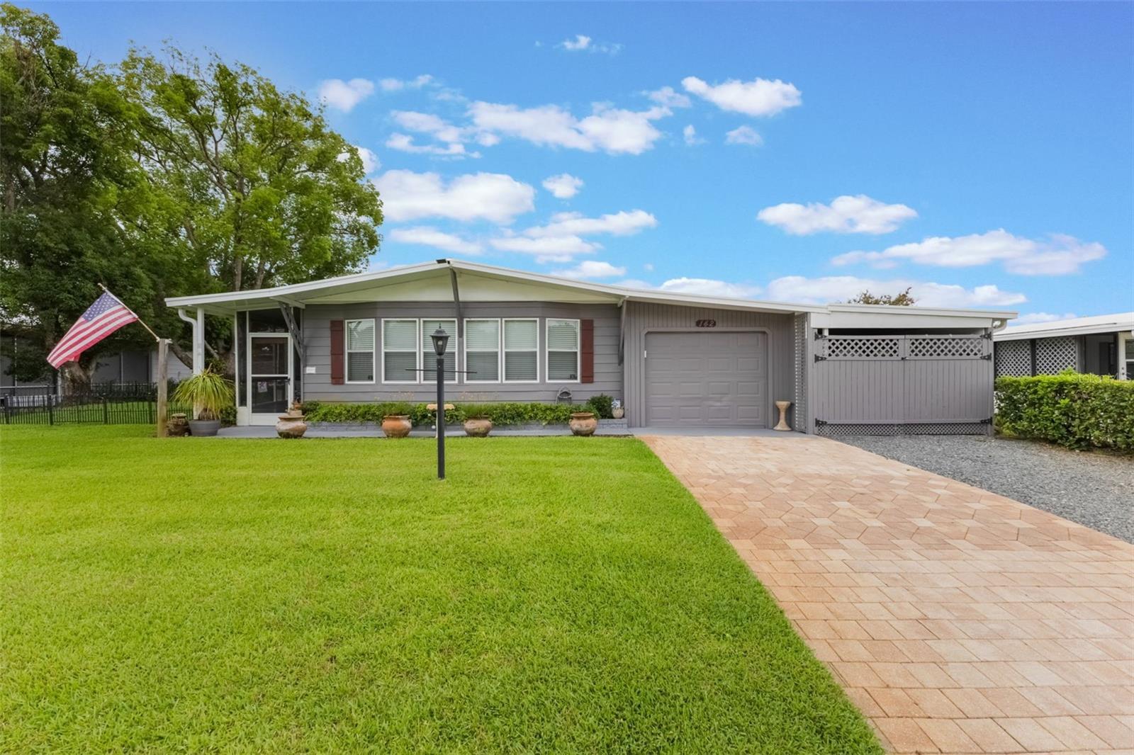 Property Photo: 142 Florence Boulevard FL 32713