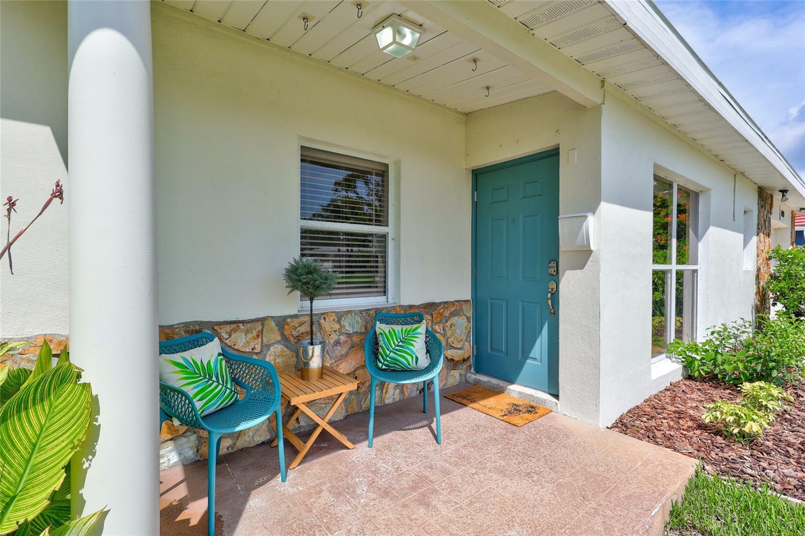 Property Photo: 4099 Pompano Drive SE FL 33705