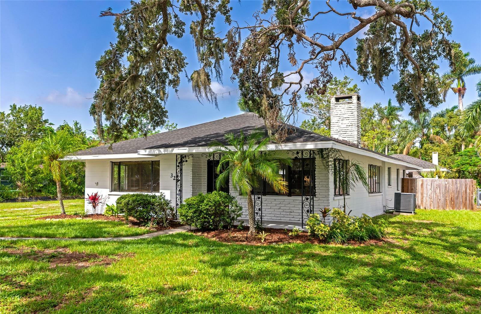 326 25th Street W  Bradenton FL 34205 photo