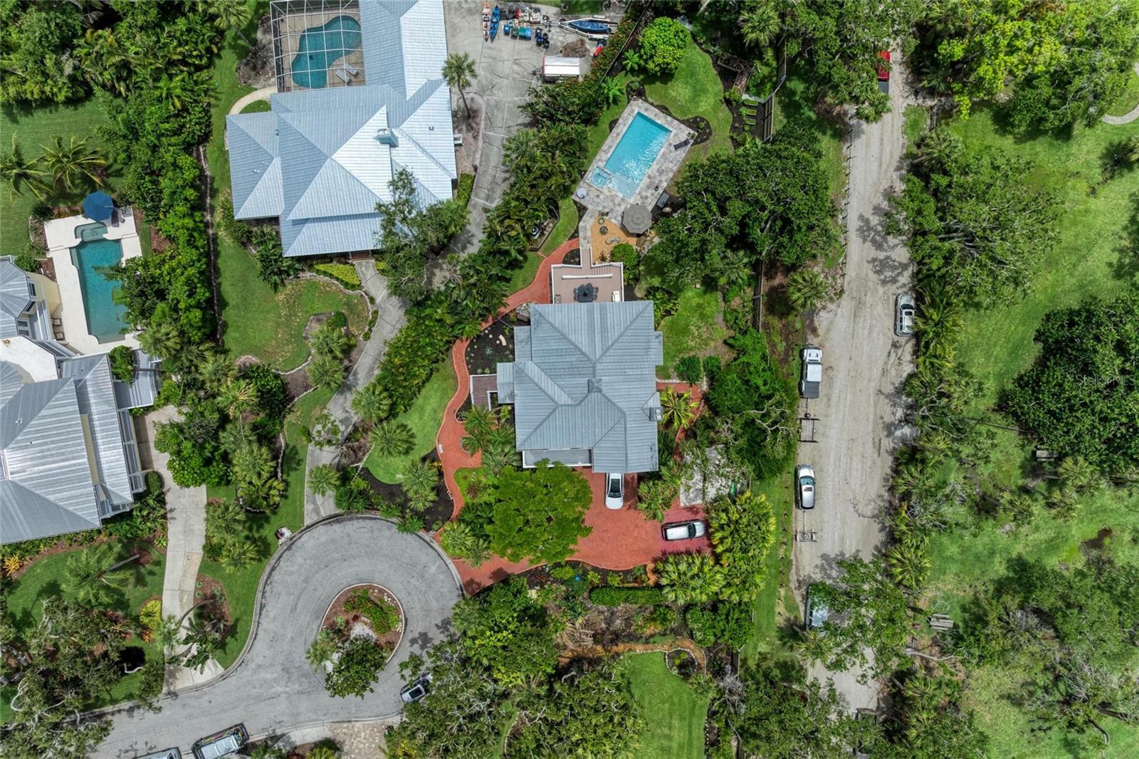 Property Photo:  8963 Fishermens Bay Drive  FL 34231 