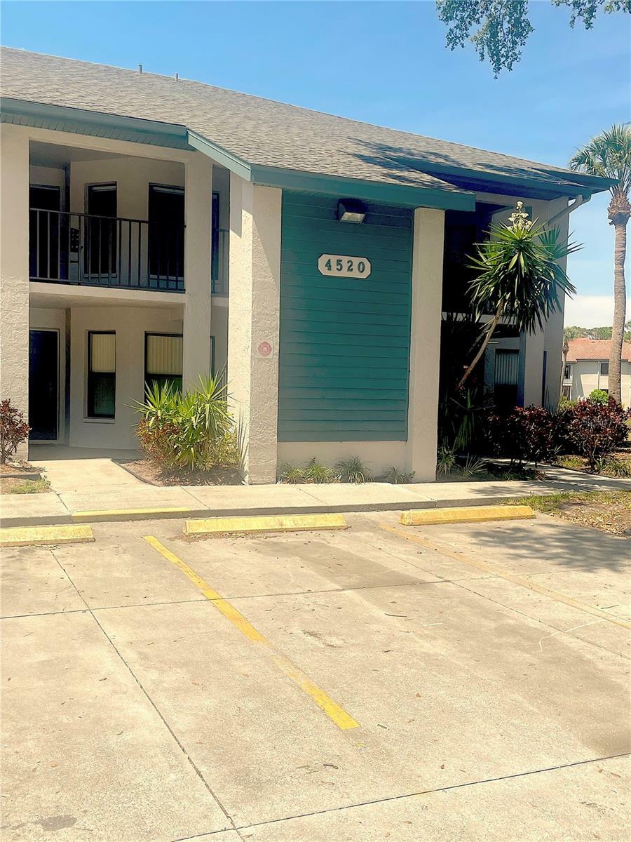 4520 47th Avenue W 103  Bradenton FL 34210 photo