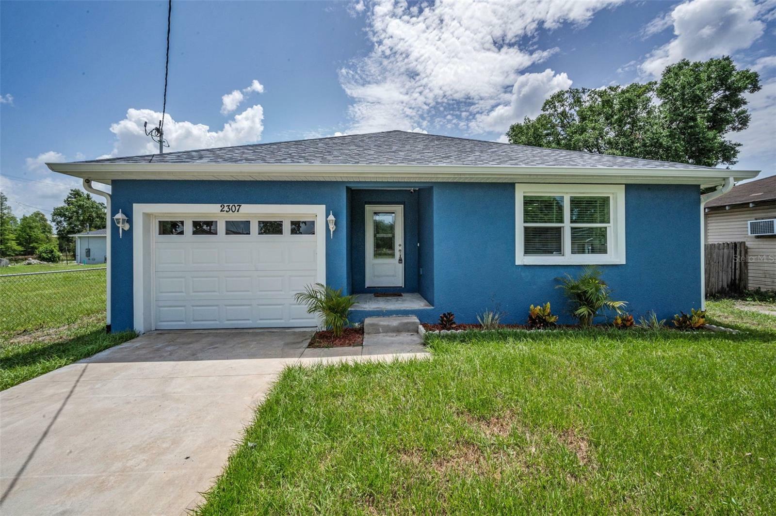 Property Photo: 2307 N 47th Street FL 33605