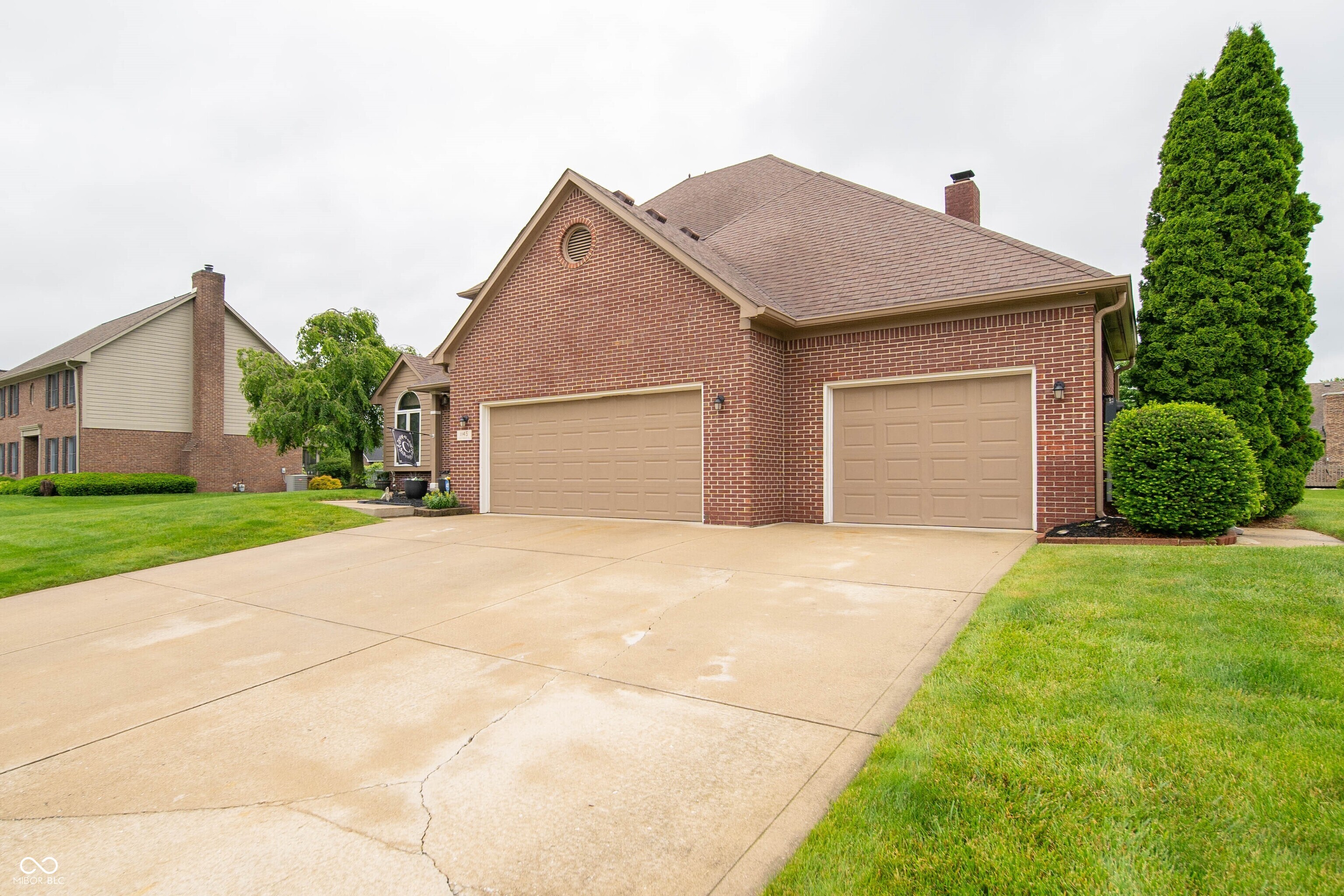Property Photo:  1145 Forest Commons Drive  IN 46123 