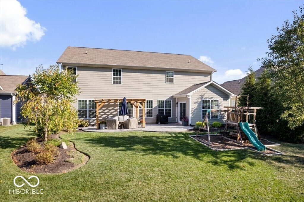Property Photo:  7249 Red Maple Drive  IN 46077 