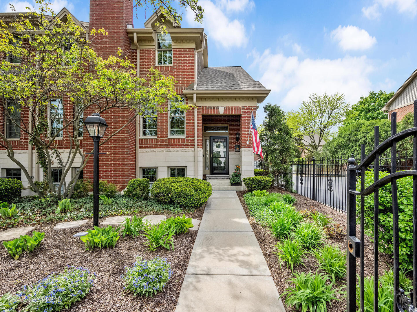 426 Childs Street  Wheaton IL 60187 photo
