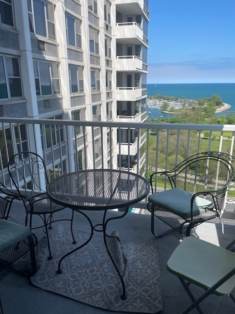 Property Photo: 4250 N Marine Drive 2329 IL 60613