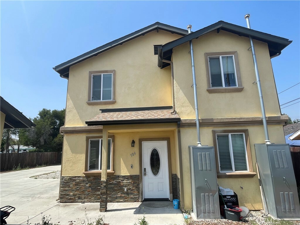 Property Photo: 580 E 12th Street CA 91766