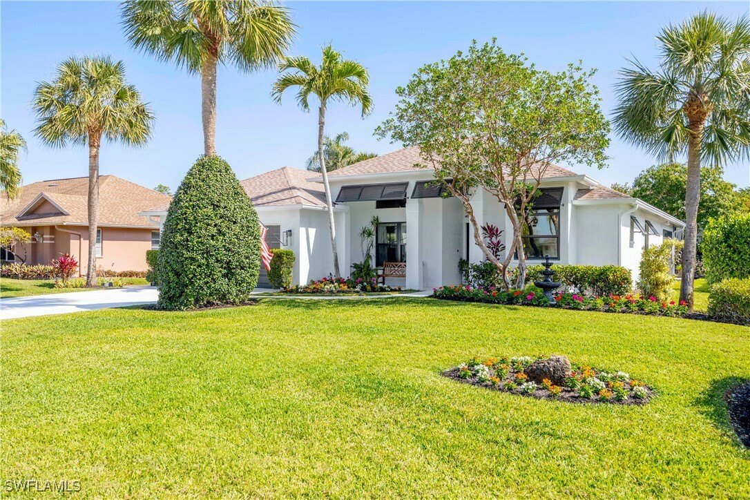 Property Photo: 520 Raven Way FL 34110