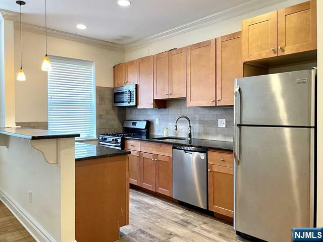 Property Photo:  855 Broad Avenue 57  NJ 07657 