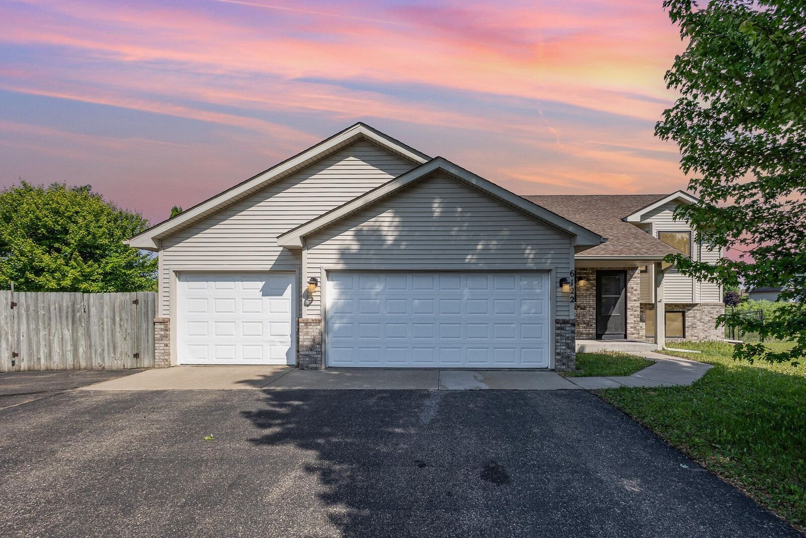 Property Photo: 6122 152nd Street N MN 55038