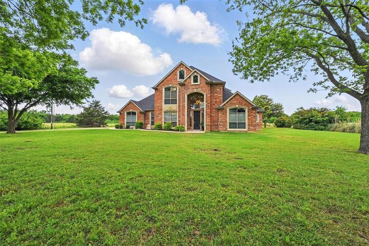 Property Photo:  175 Robnett Road  TX 75165 