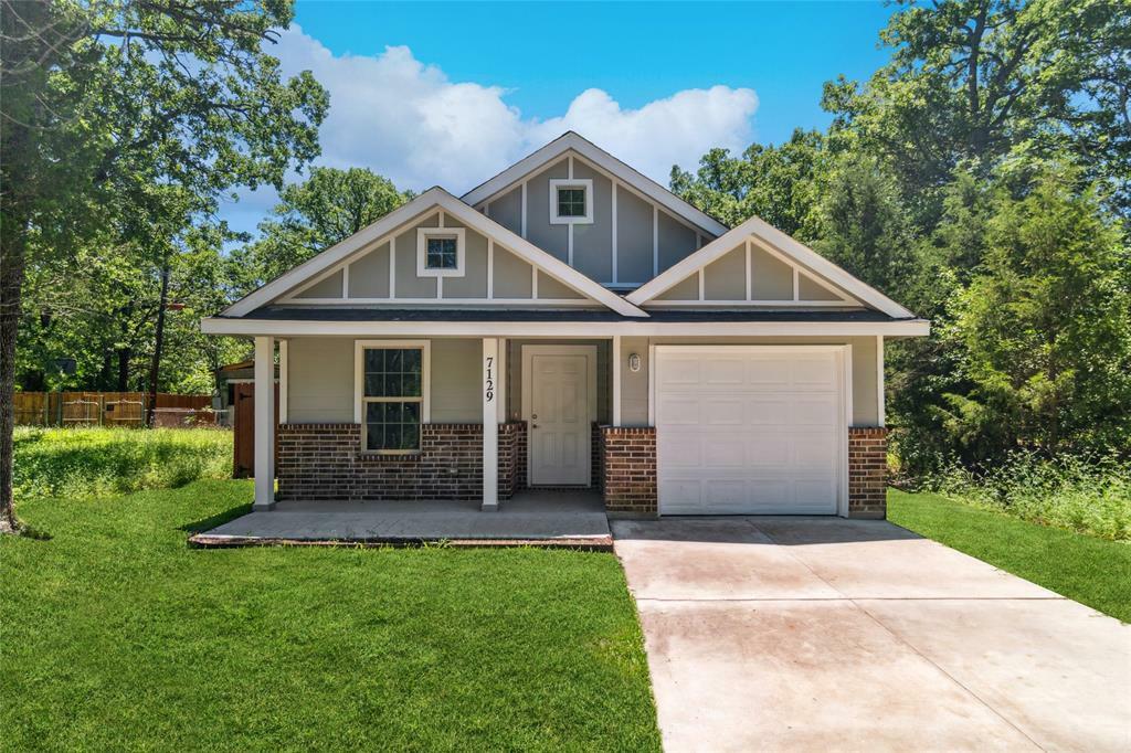Property Photo: 7129 Kayak Drive TX 75156