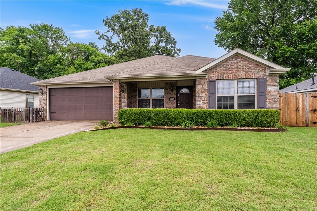 5305 Cherry Creek Road  Bentonville AR 72713 photo