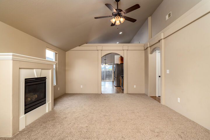 Property Photo:  1157 Peachwood Court  OR 97501 