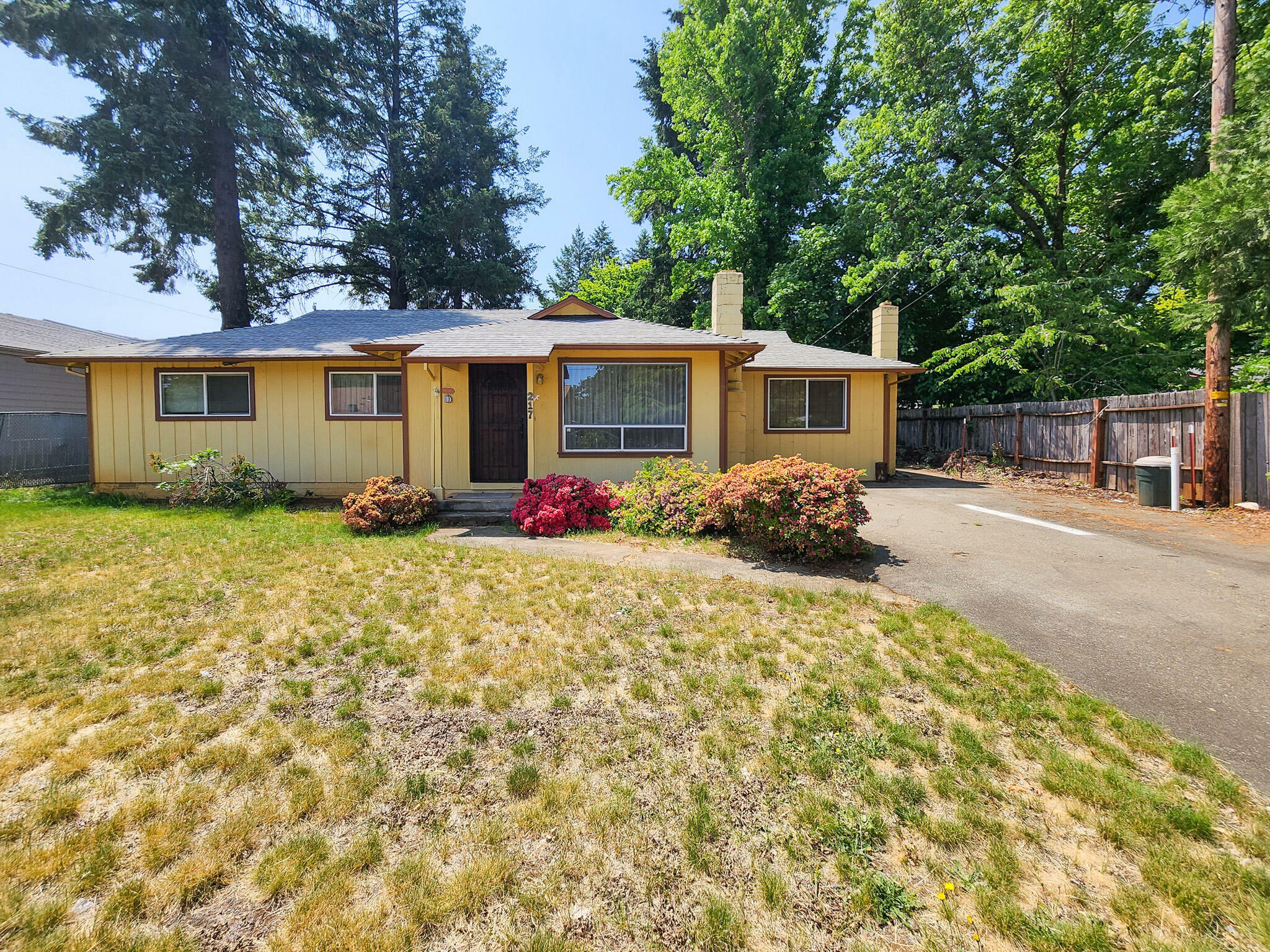 Property Photo:  217 W Watkins Street  OR 97523 