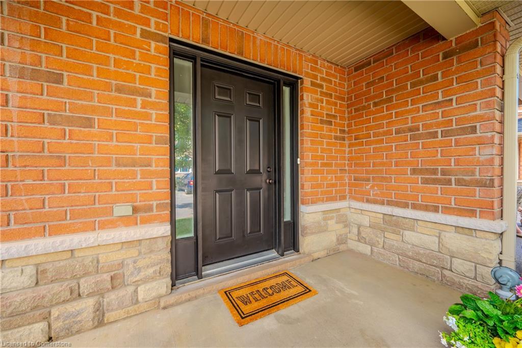 Property Photo: 54 Geranium Avenue ON L0R 1P0