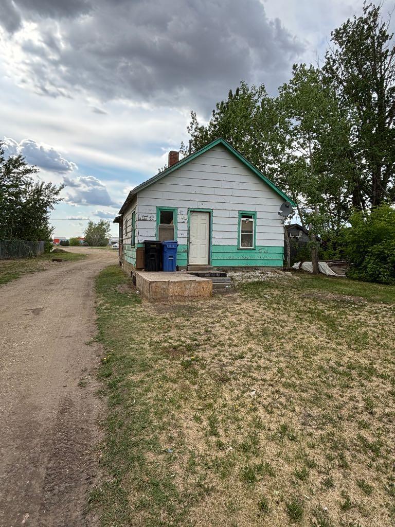 Property Photo: 5605 50st AB T0H 1W0