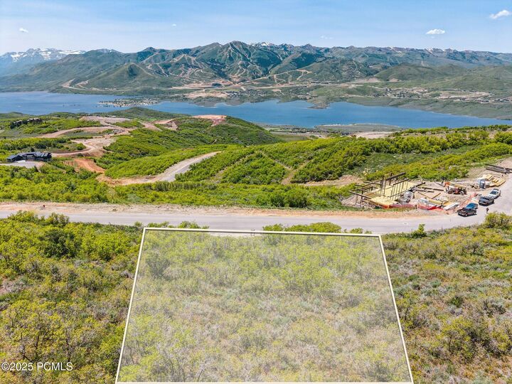 Property Photo: 1899 E Peak View Drive UT 84036