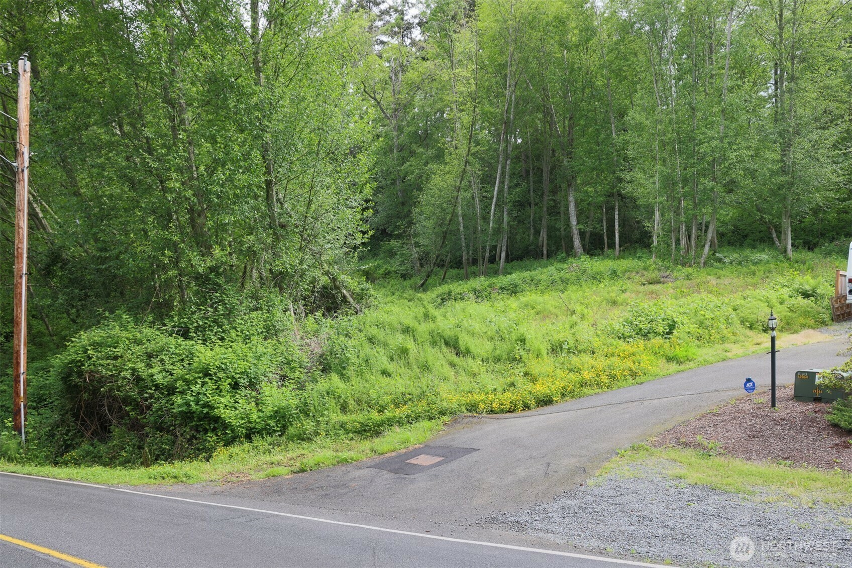 Property Photo:  7211  Meadowdale Beach Road  WA 98026 