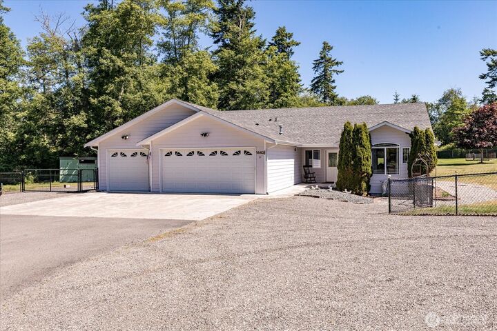 Property Photo: 1440 Allyn Lane WA 98277