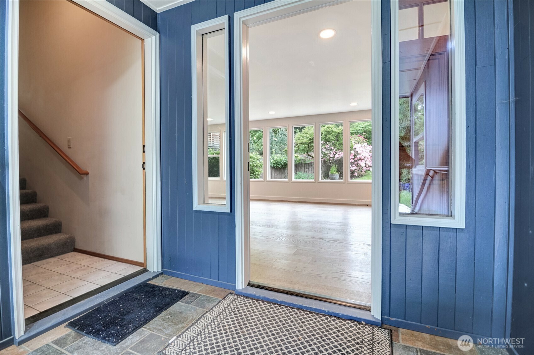 Property Photo: 12415 NE 109th Pl WA 98033