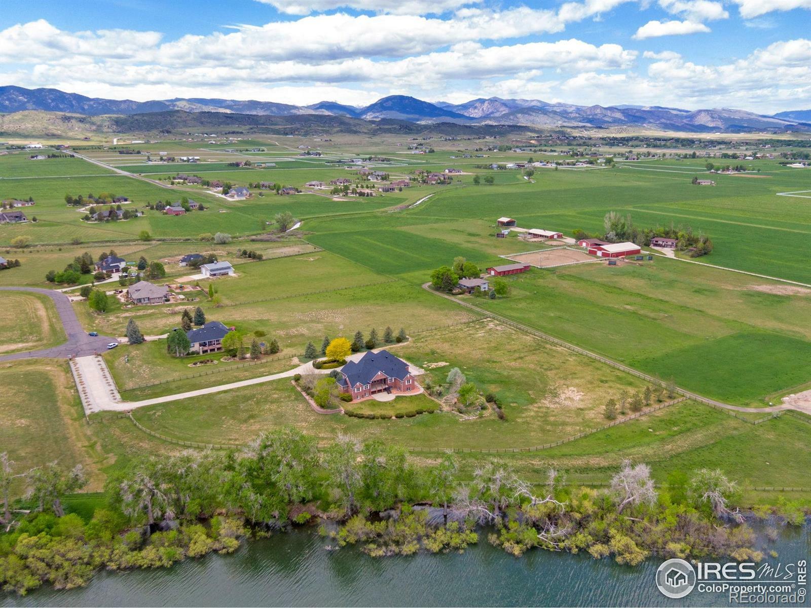 2366 Shoreside Drive  Berthoud CO 80513 photo