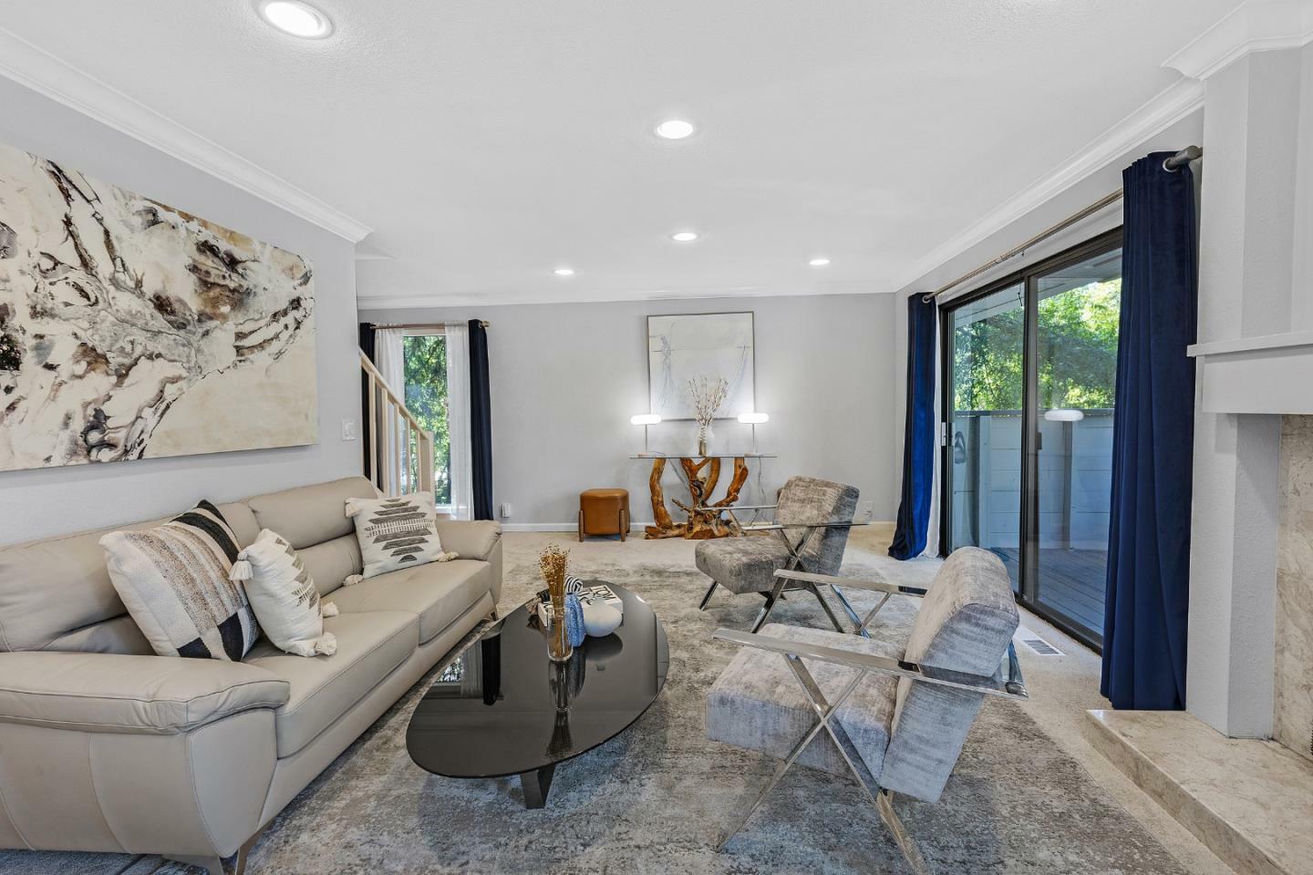 Property Photo: 109 Oakland Place CA 95032