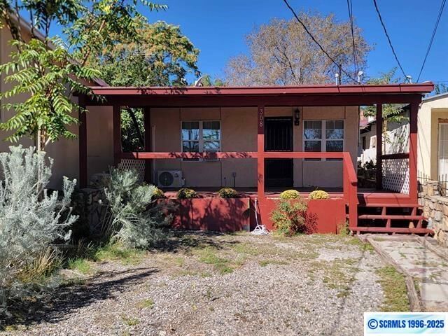 Property Photo: 308 S Arizona Street NM 88061