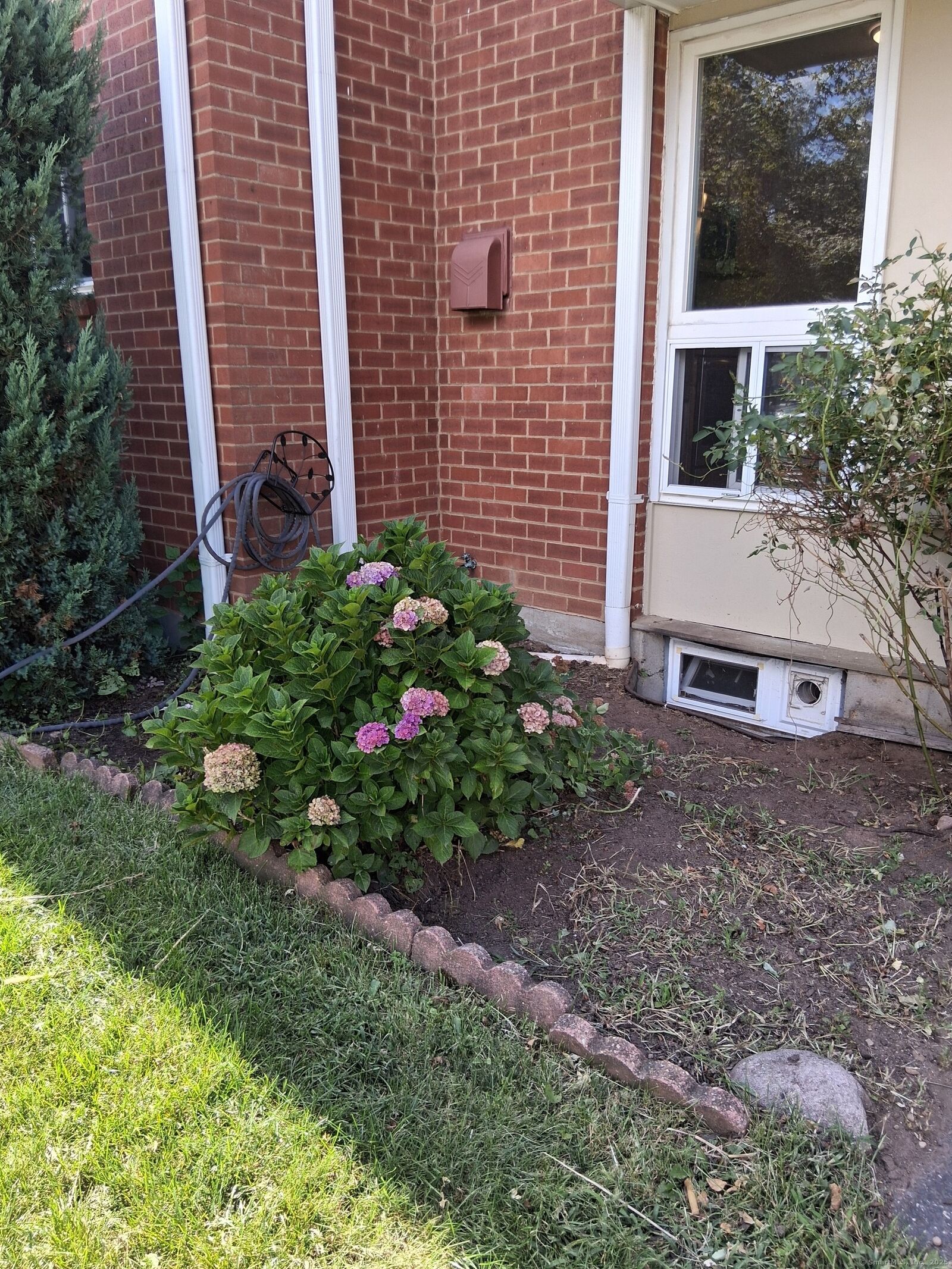 Property Photo: 237 Centerbrook Road CT 06518