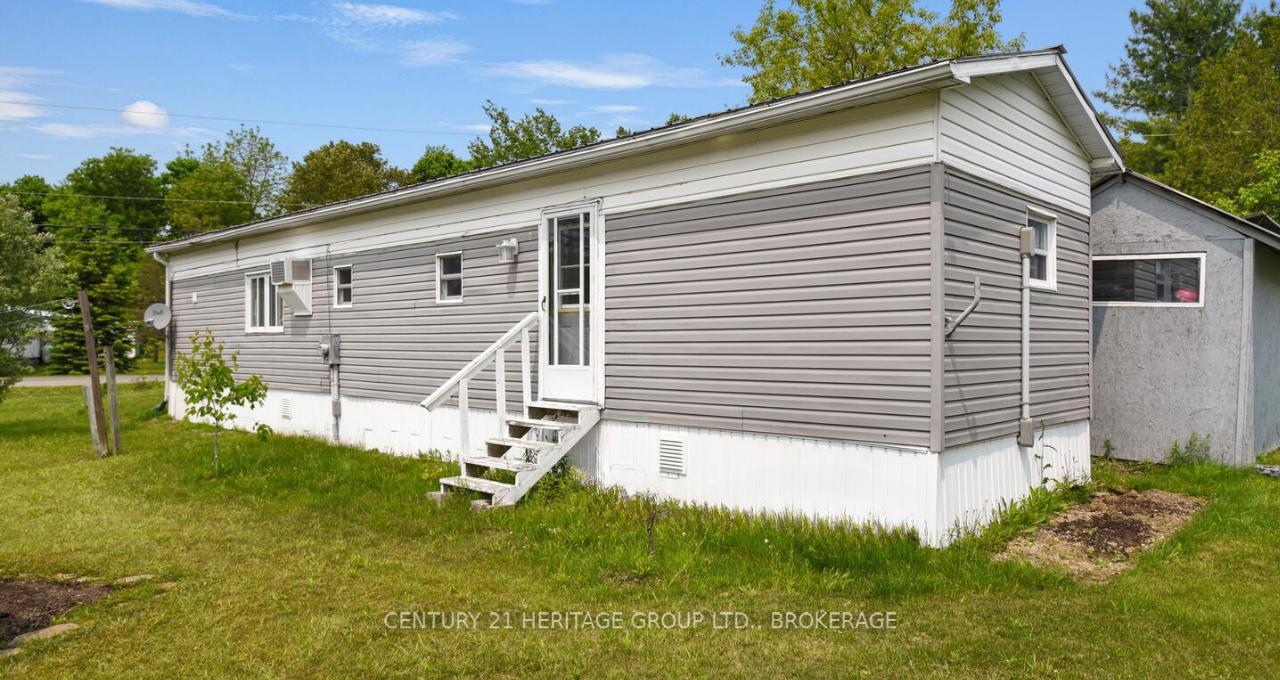 Property Photo: 9 Wilson Street ON K0G 1E0