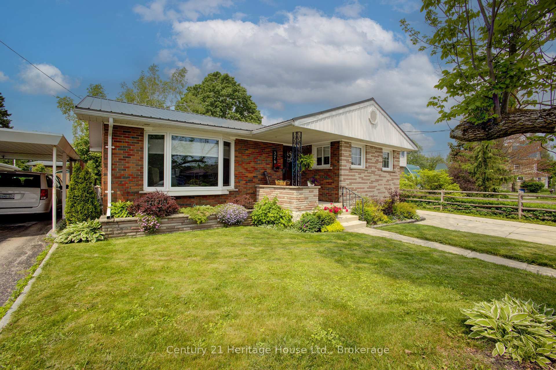 Property Photo: 376 Lambton Street E ON N0G 1R0